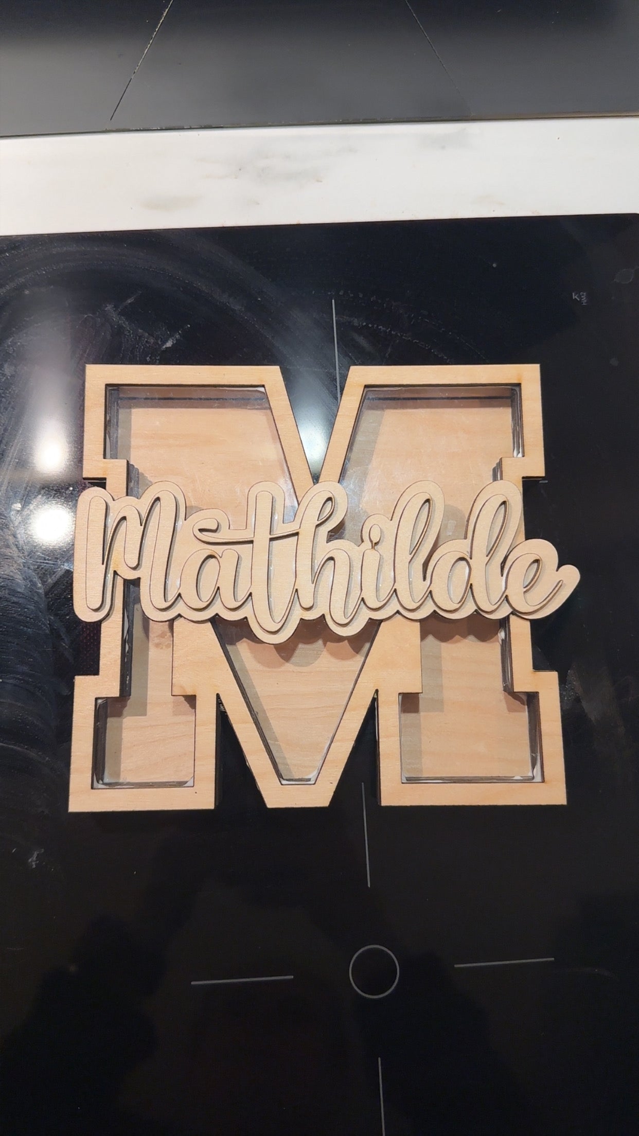 Bokstav sparebørse med navn