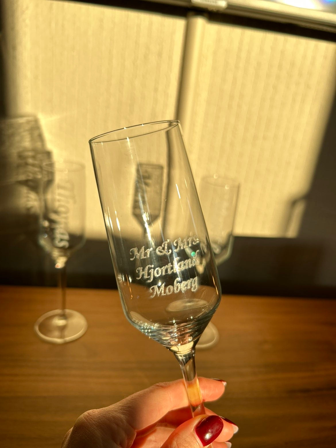 Champagneglass med gravering
